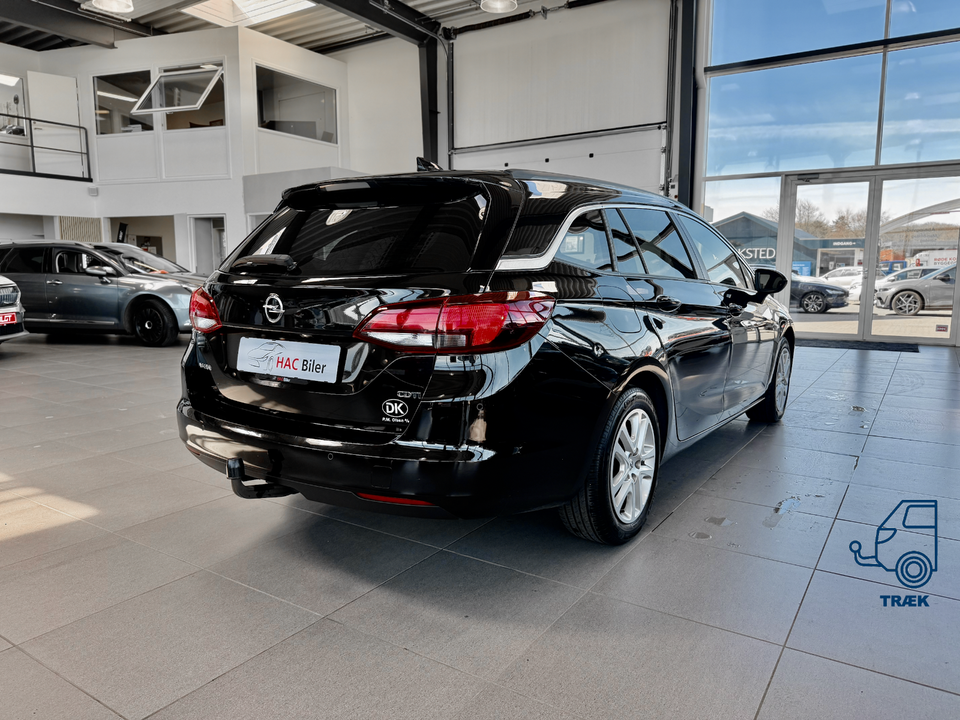 Opel Astra 1,6 CDTi 110 Enjoy Sports Tourer 5d