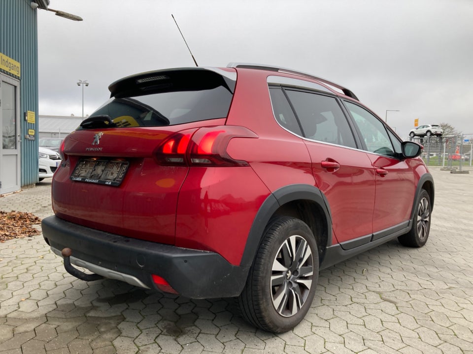 Peugeot 2008 1,6 BlueHDi 100 Desire 5d