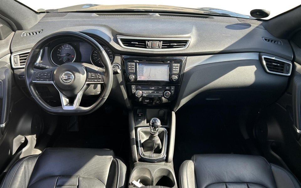 Nissan Qashqai 1,2 Dig-T 115 Tekna 5d