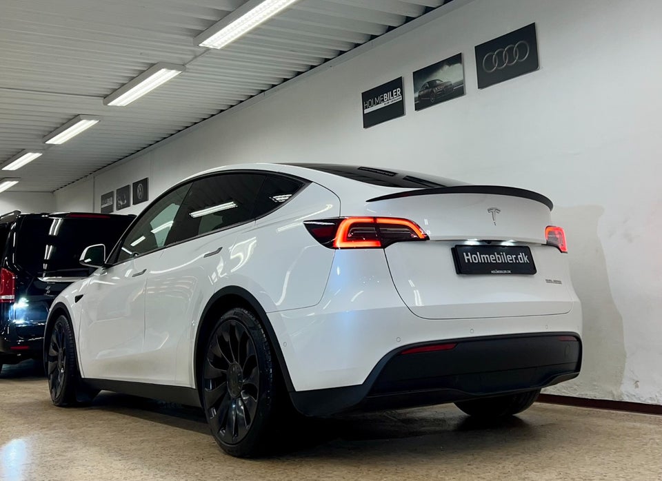 Tesla Model Y Performance AWD 5d