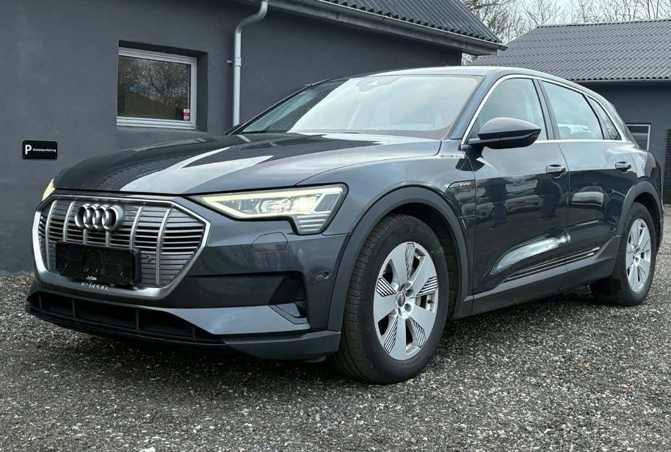 Audi e-tron 50 quattro 5d