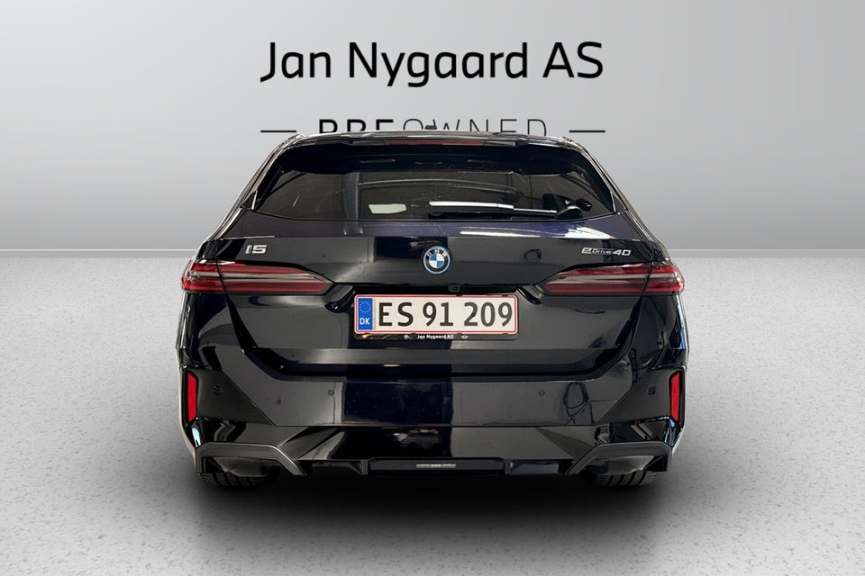 BMW i5 eDrive40 Touring Fully Charged 5d