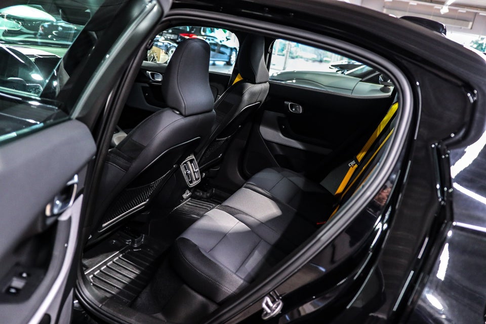 Polestar 2 Performance AWD 5d