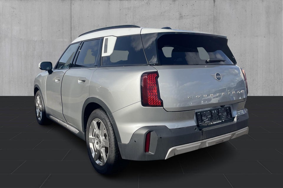 MINI Countryman E Favoured Trim L 5d