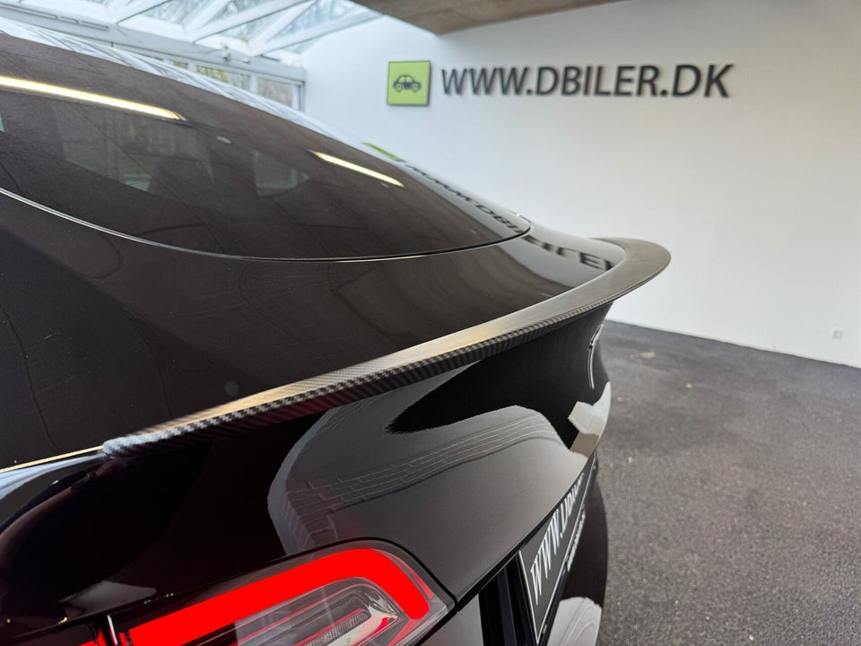 Tesla Model Y Long Range AWD 5d