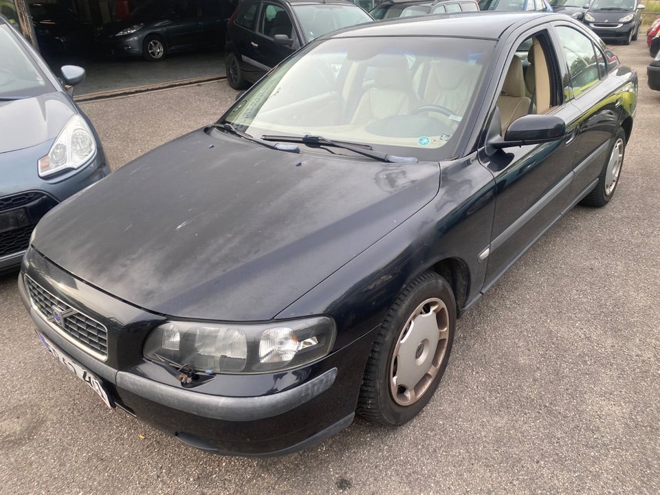 Volvo S60 2,4 140 4d
