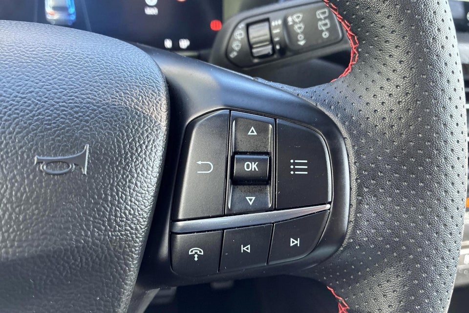 Ford Kuga 2,5 PHEV ST-Line X CVT 5d