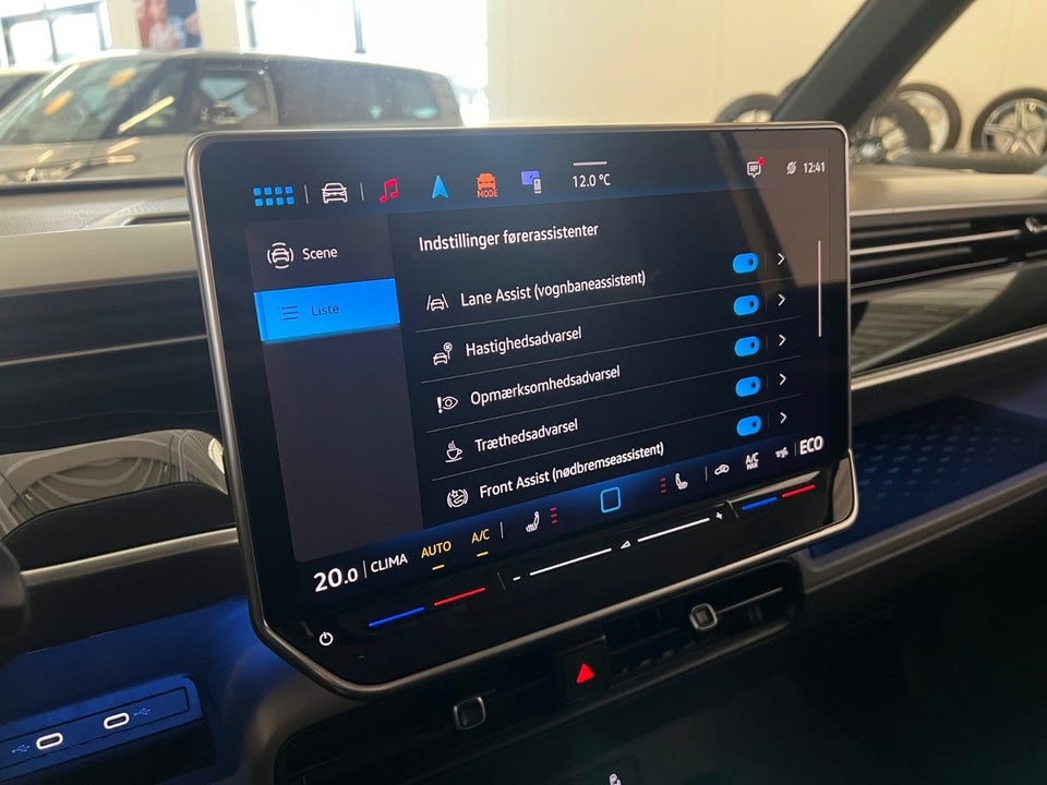 VW ID.Buzz 86 Life+ 7prs LWB 5d