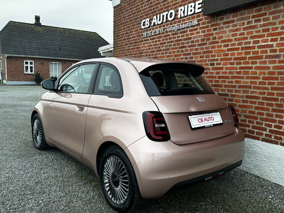 Fiat 500e 42 Icon 3d