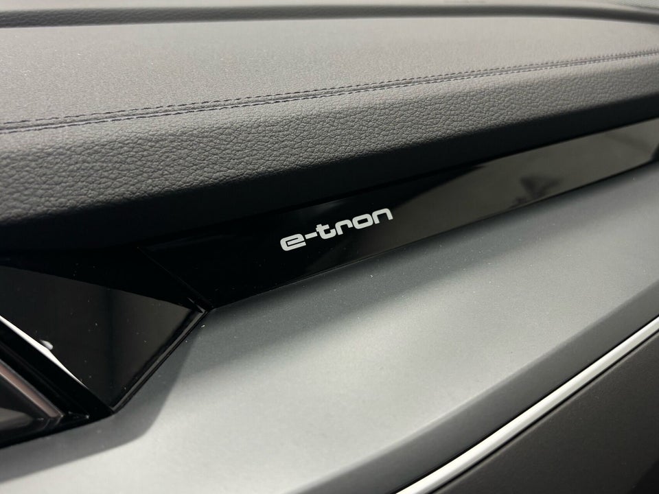 Audi e-tron 50 quattro 5d