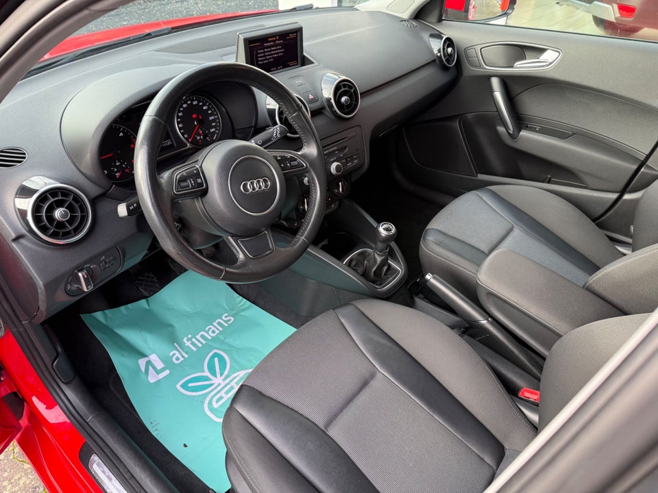 Audi A1 1,6 TDi 105 Ambition Sportback 5d