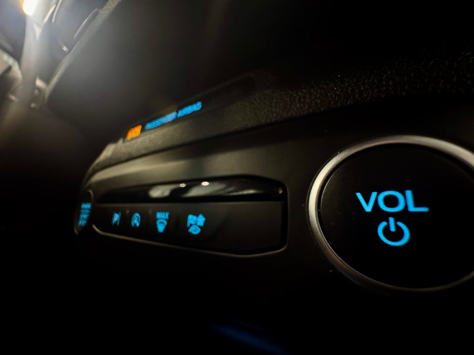 Ford Focus 1,0 EcoBoost mHEV Titanium 5d