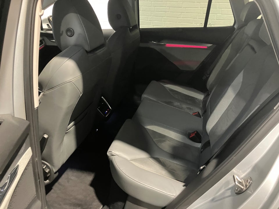 Skoda Enyaq 80x iV 5d