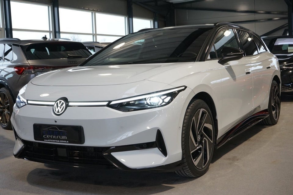 VW ID.7 77 Pro Tourer 5d