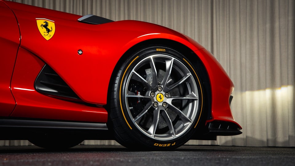 Ferrari 812 Competizione 6,5 DCT 2d