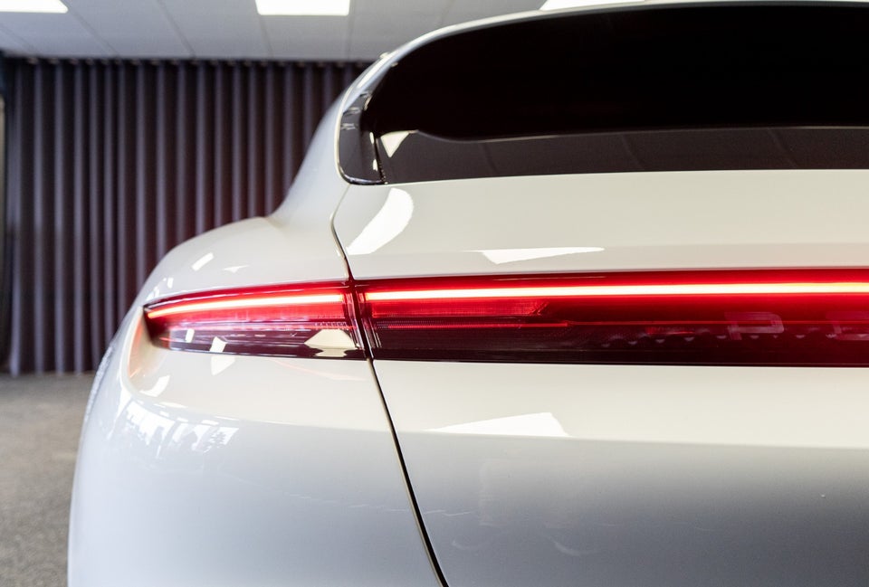 Porsche Taycan Performance+ Sport Turismo 5d