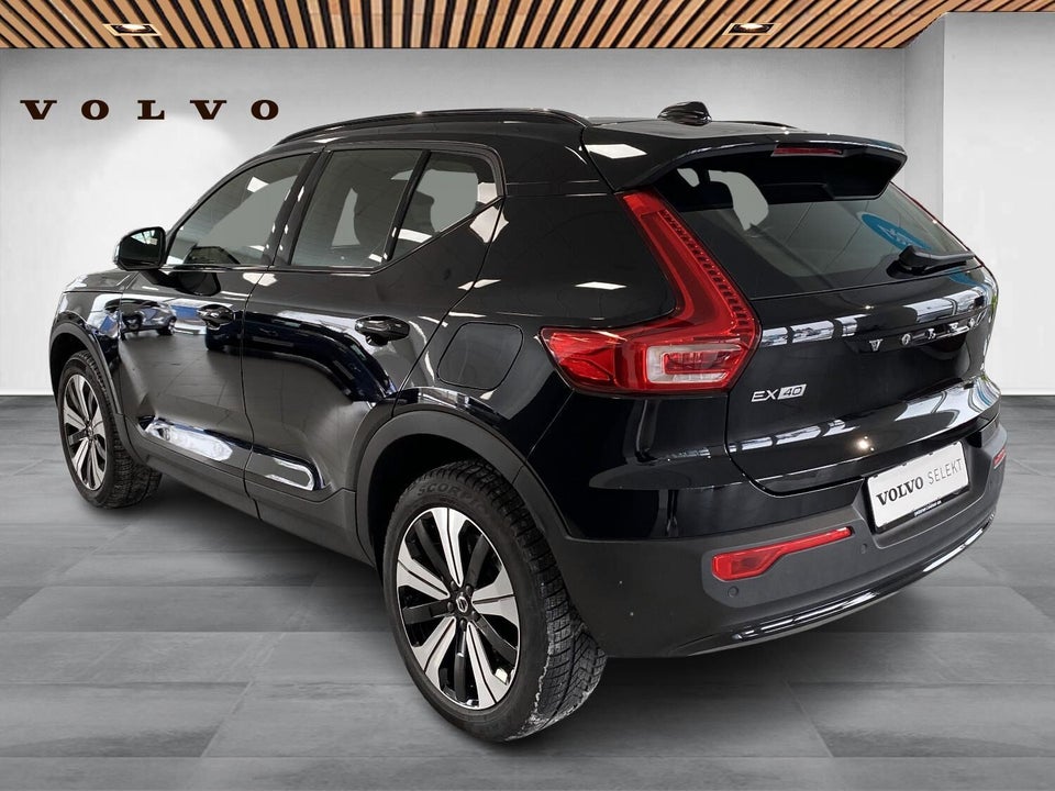 Volvo EX40 Standard Range Plus 5d
