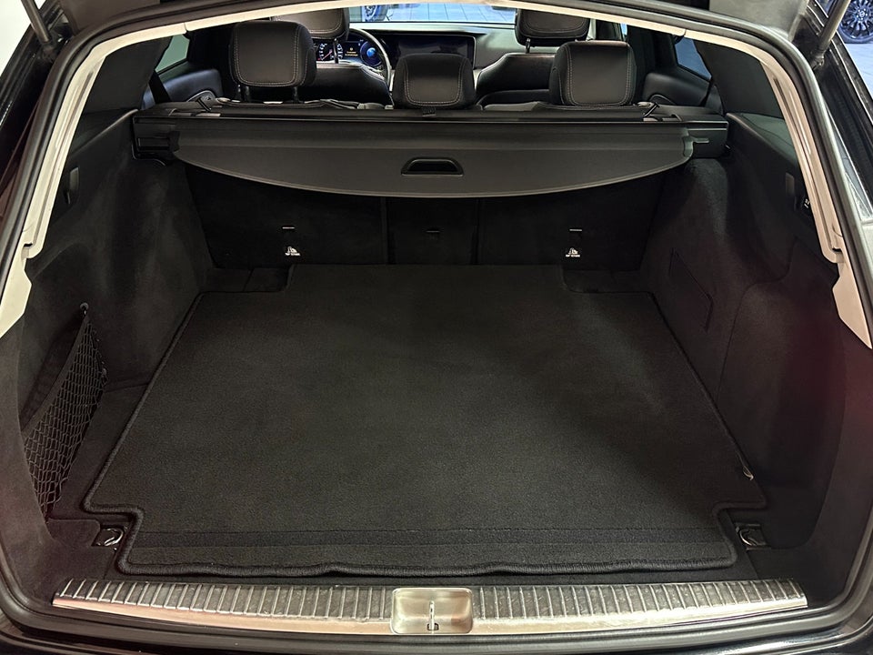 Mercedes E220 d 2,0 Avantgarde stc. aut. 5d