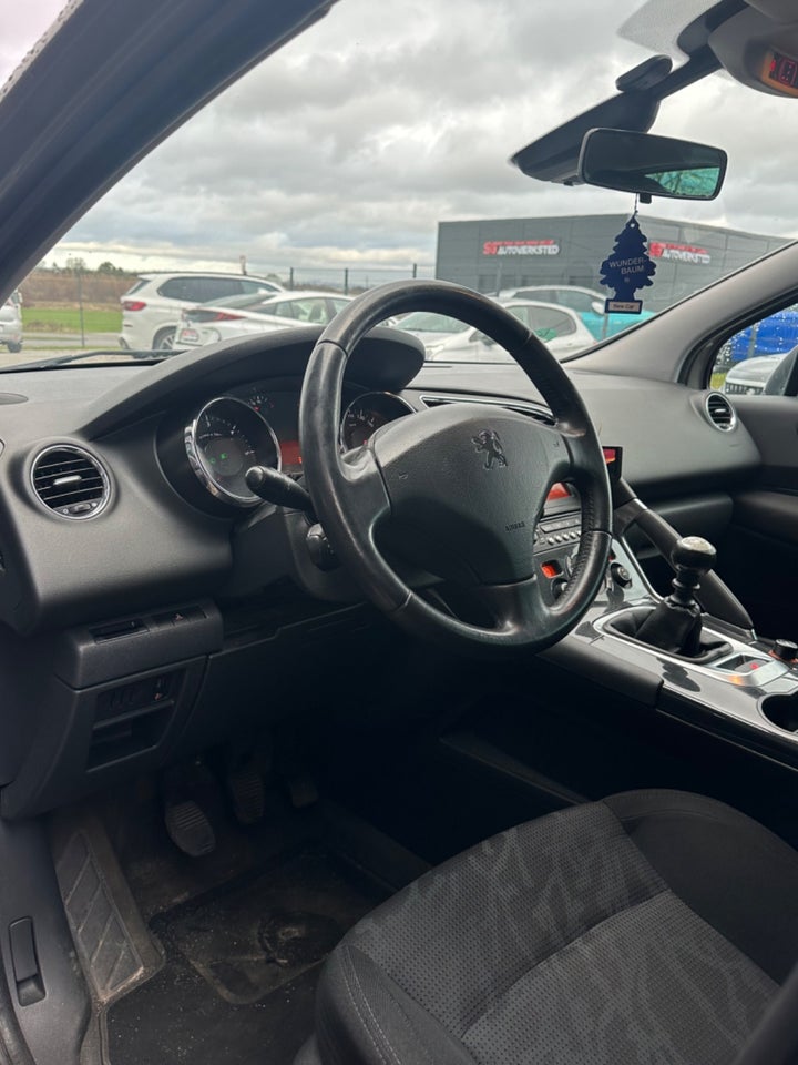 Peugeot 3008 1,6 HDi 110 Premium 5d