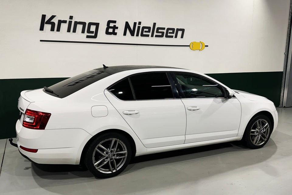 Skoda Octavia 1,8 TSi 180 Elegance DSG 5d