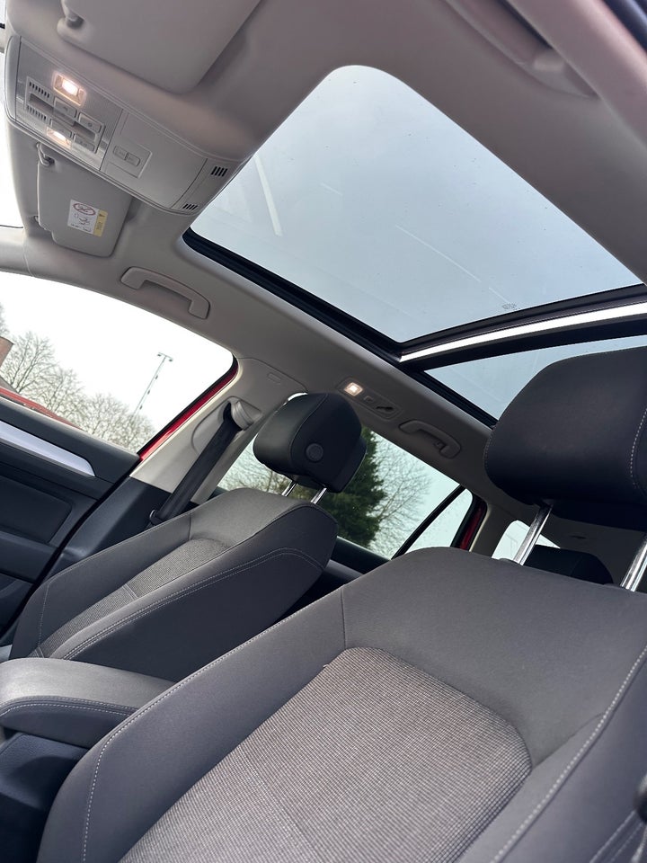 VW Passat 1,6 TDi 120 Highline Variant DSG 5d