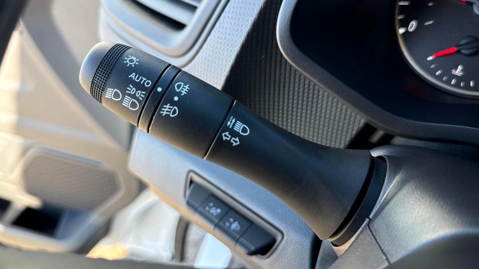 Renault Trafic 2,0 dCi 130 L2H1 Tekno