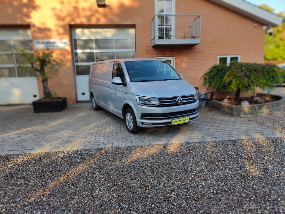 VW Transporter 2,0 TDi 150 Kassevogn DSG lang