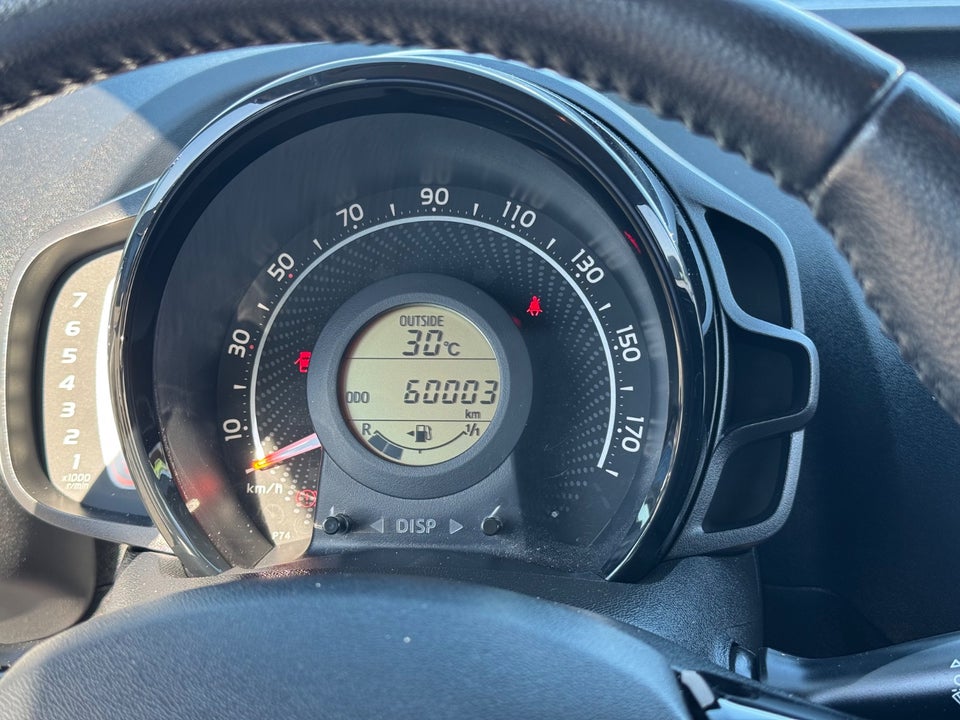 Toyota Aygo 1,0 VVT-i x-play 5d