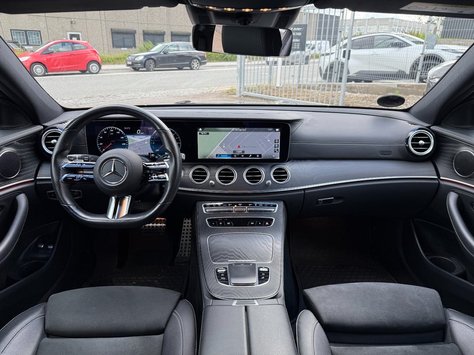 Mercedes E300 e 2,0 AMG Line stc. aut. 5d