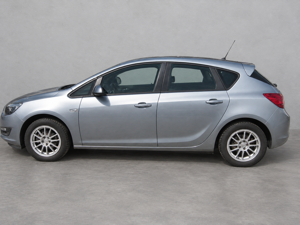 Opel Astra 1,4 100 Limited 5d