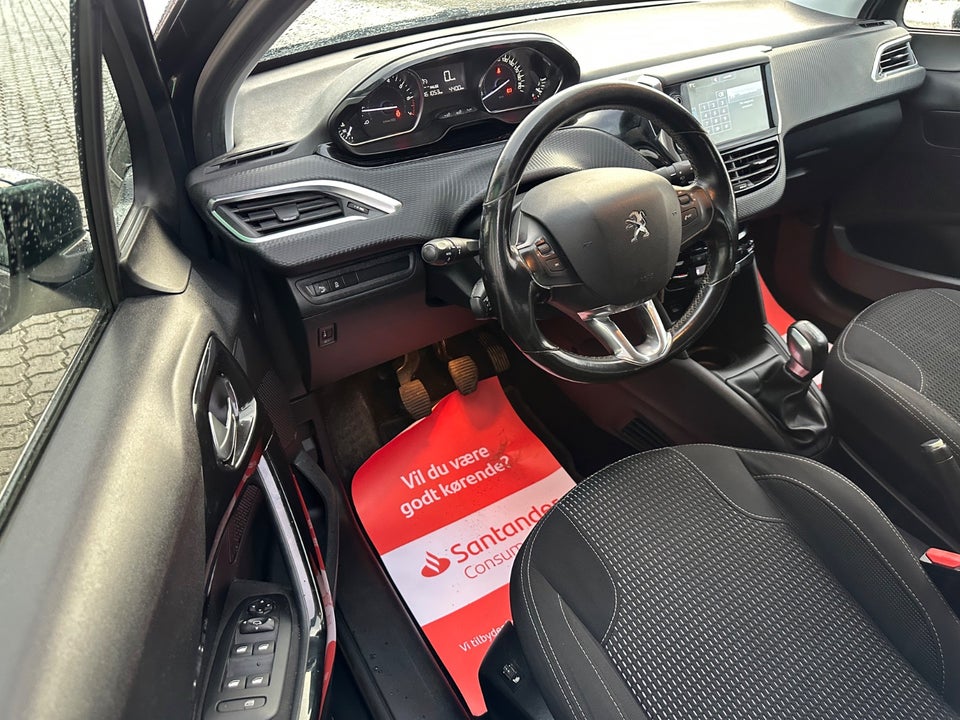 Peugeot 208 1,2 VTi 82 Active 5d