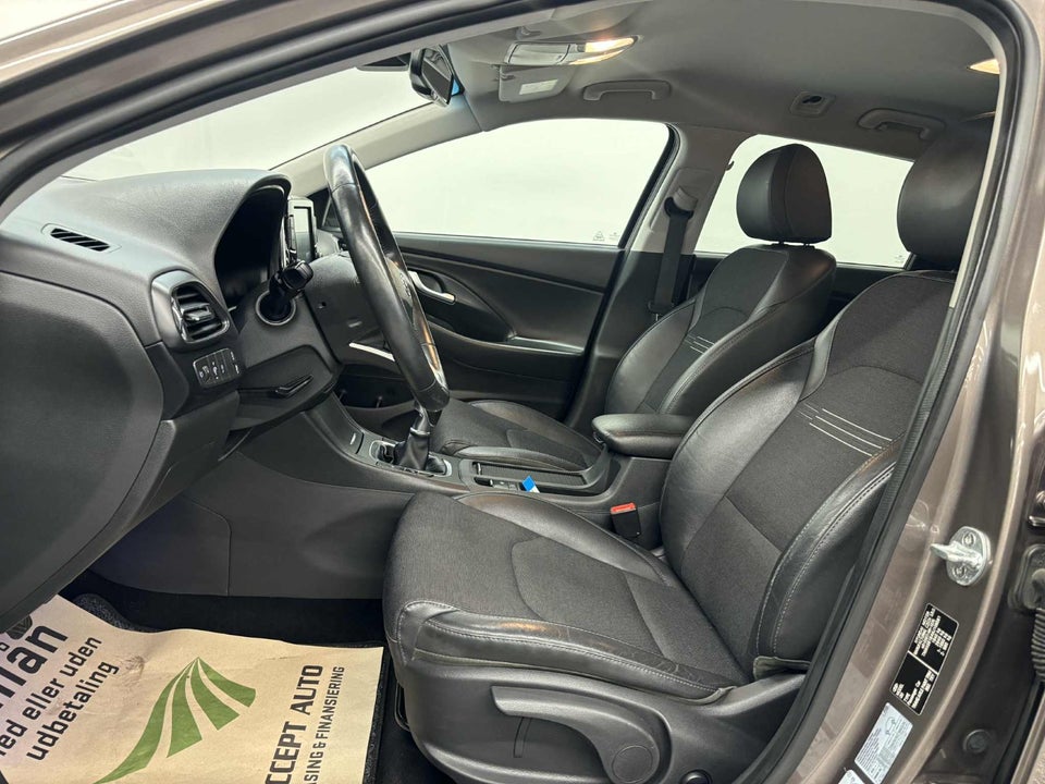 Hyundai i30 1,0 T-GDi Advanced stc. 5d