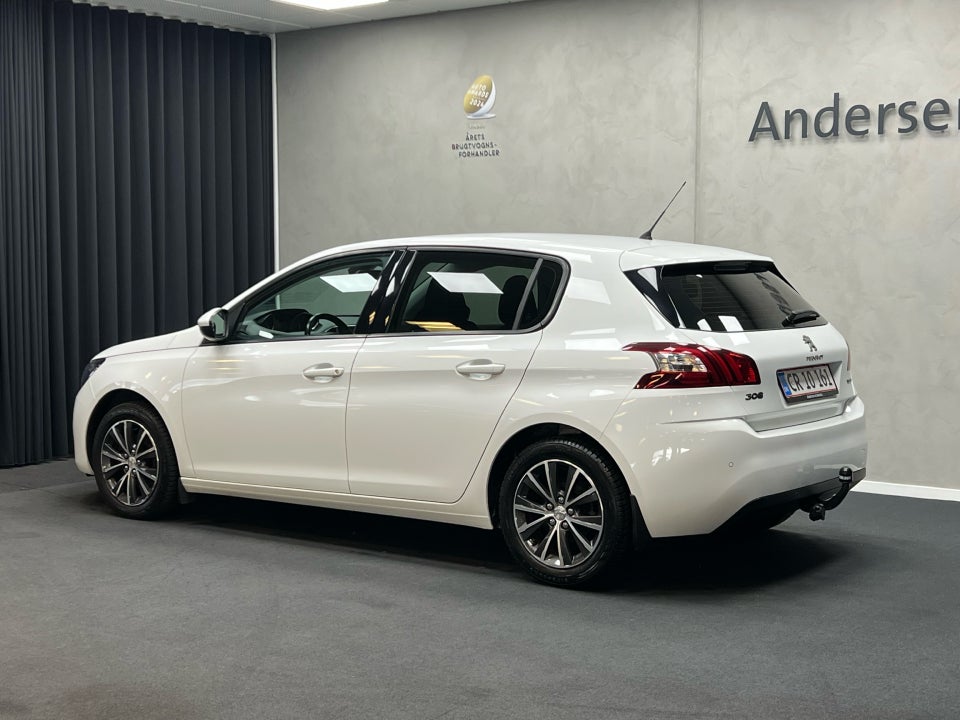 Peugeot 308 1,6 BlueHDi 120 Allure 5d