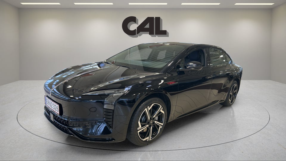 Hongqi EH7 111 Exclusive 4d