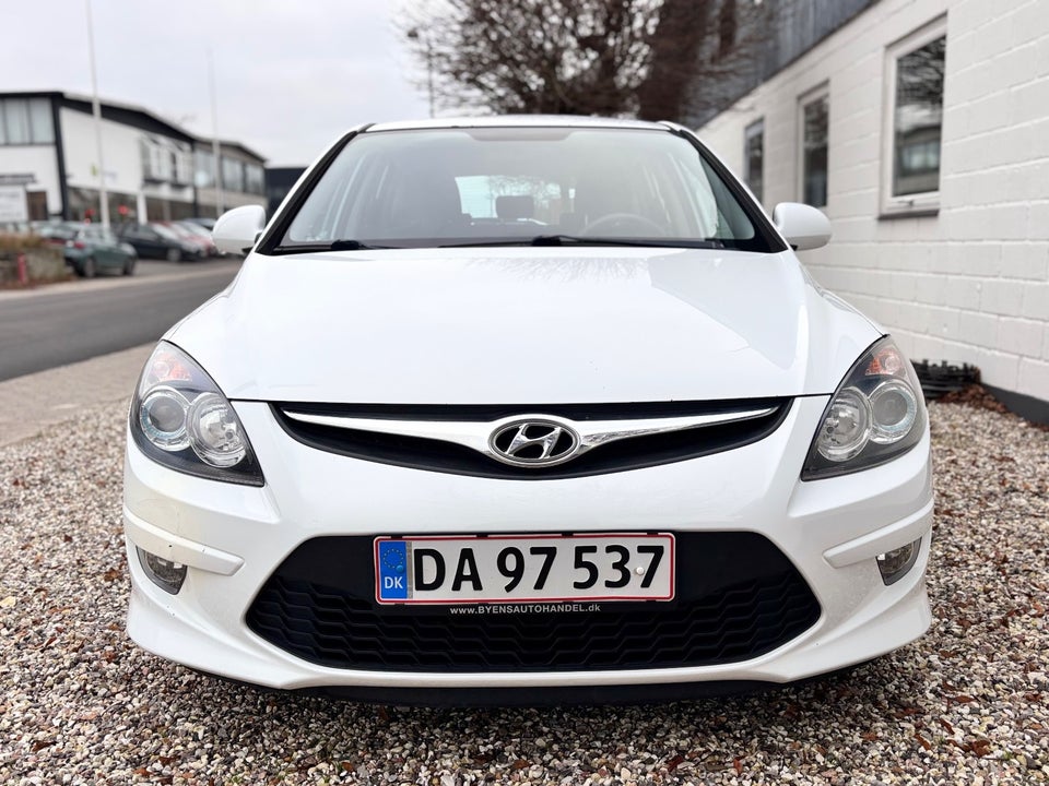 Hyundai i30 1,4 CVVT Comfort 5d