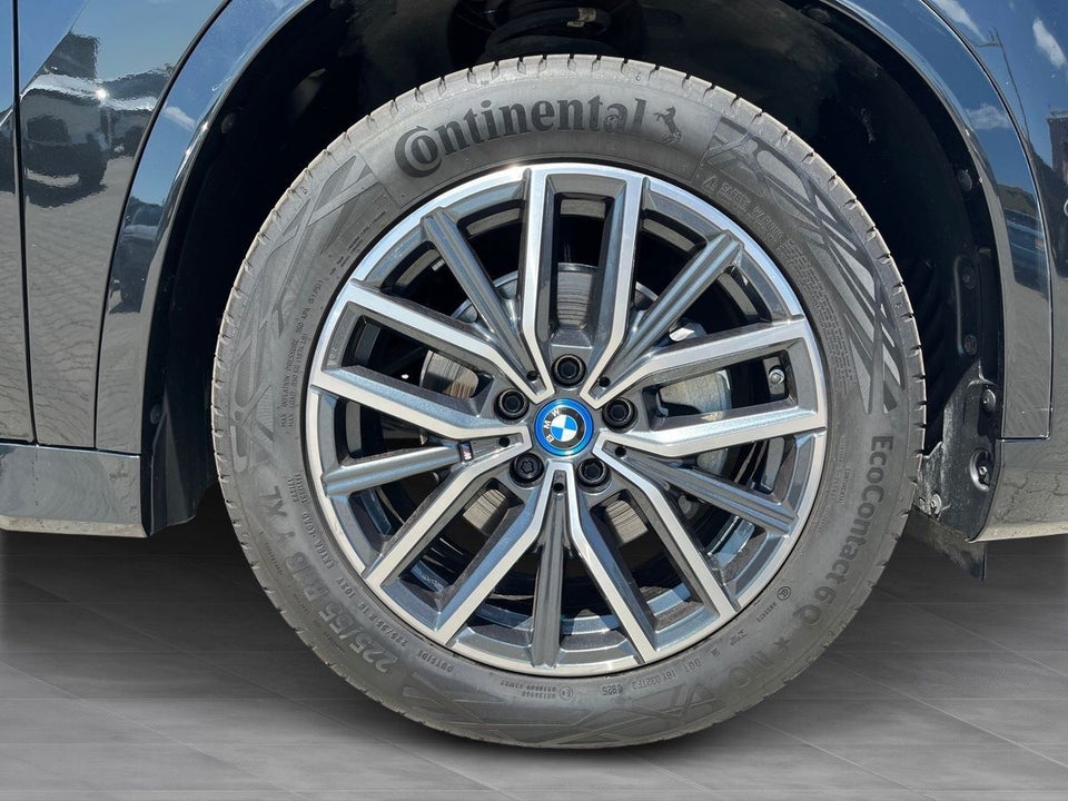 BMW iX1 eDrive20 M-Sport 5d