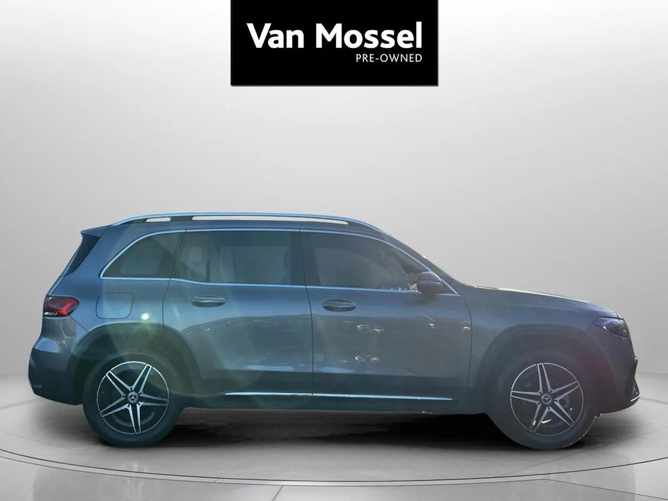 Mercedes EQB250 AMG Line 5d