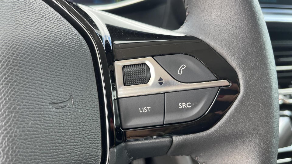 Peugeot e-208 50 Allure 5d