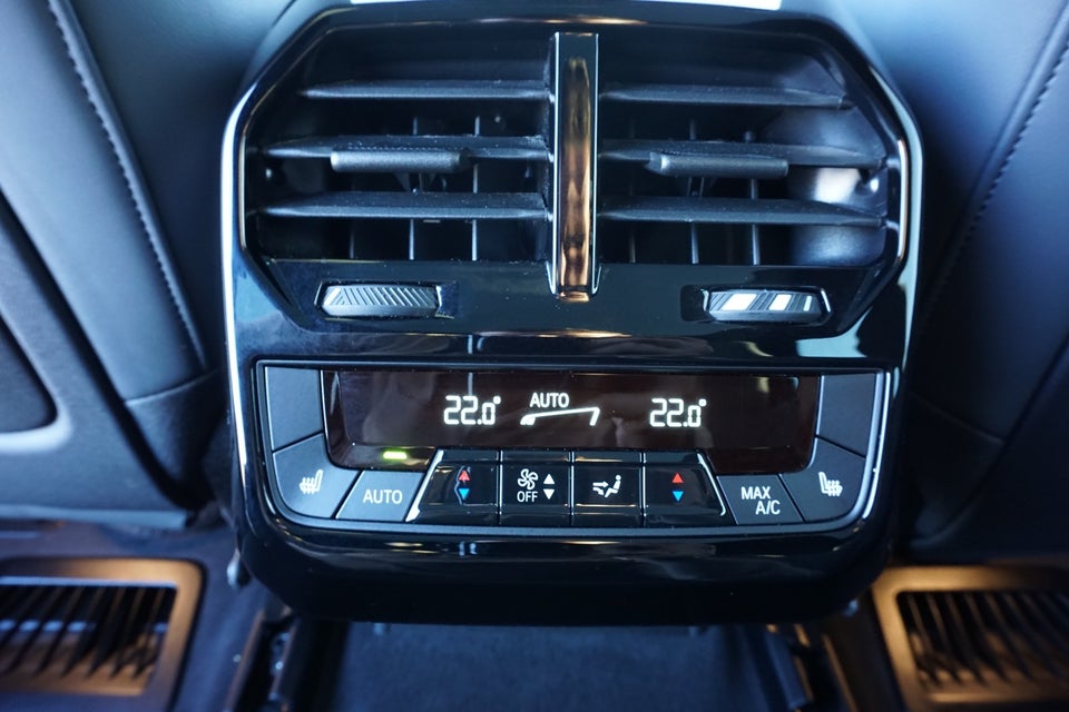 BMW iX xDrive40 Sport 5d