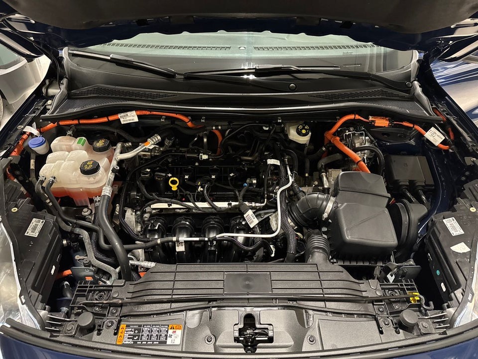 Ford Kuga 2,5 PHEV Titanium CVT 5d