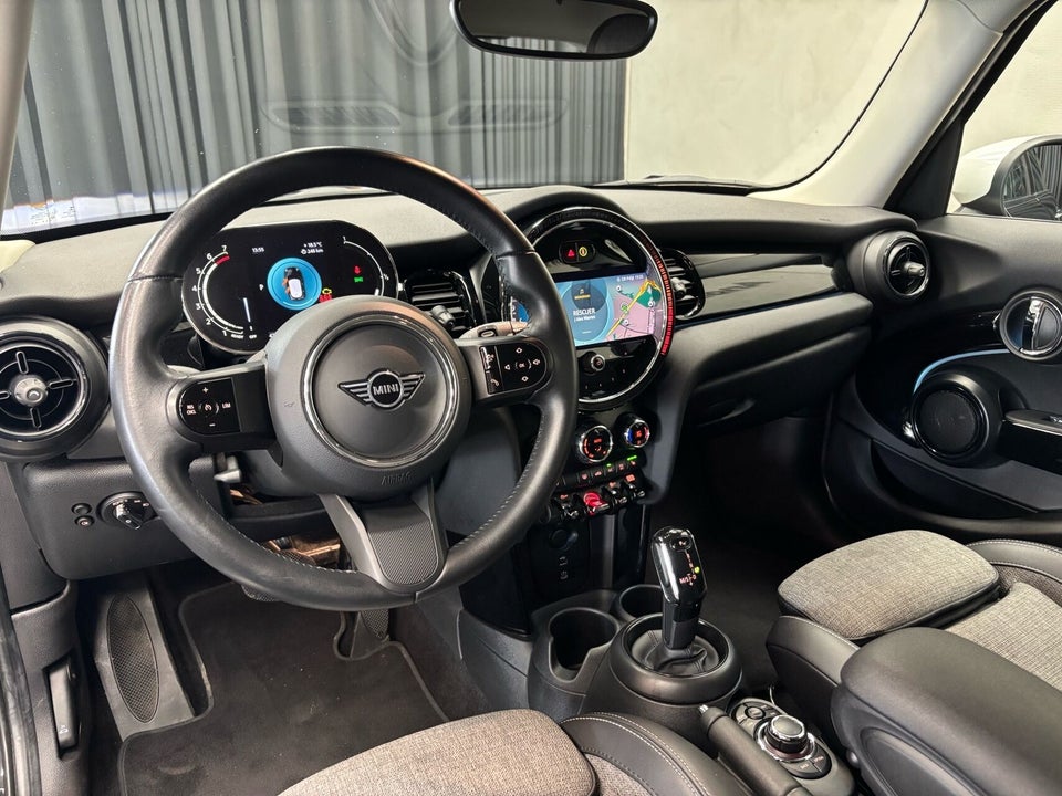 MINI Cooper 1,5 Experience aut. 5d
