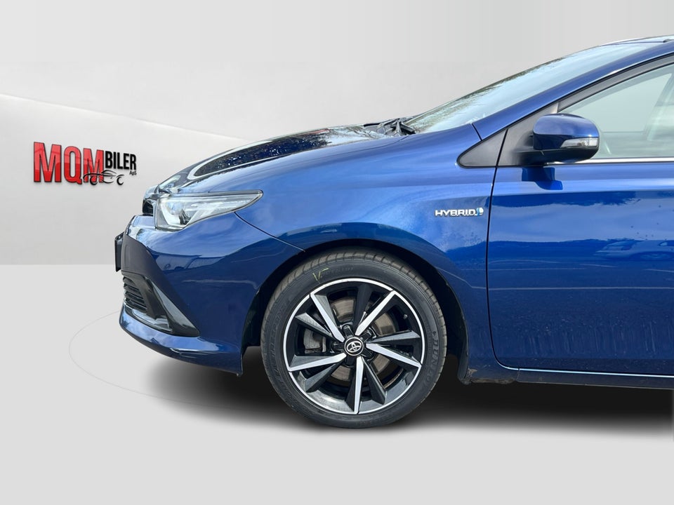 Toyota Auris 1,8 Hybrid H2 Selected Touring Sports CVT 5d