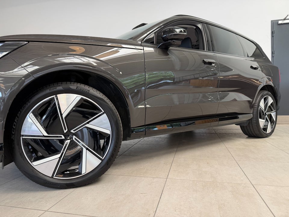 Volvo EX90 Twin Performance Ultra 7prs 5d