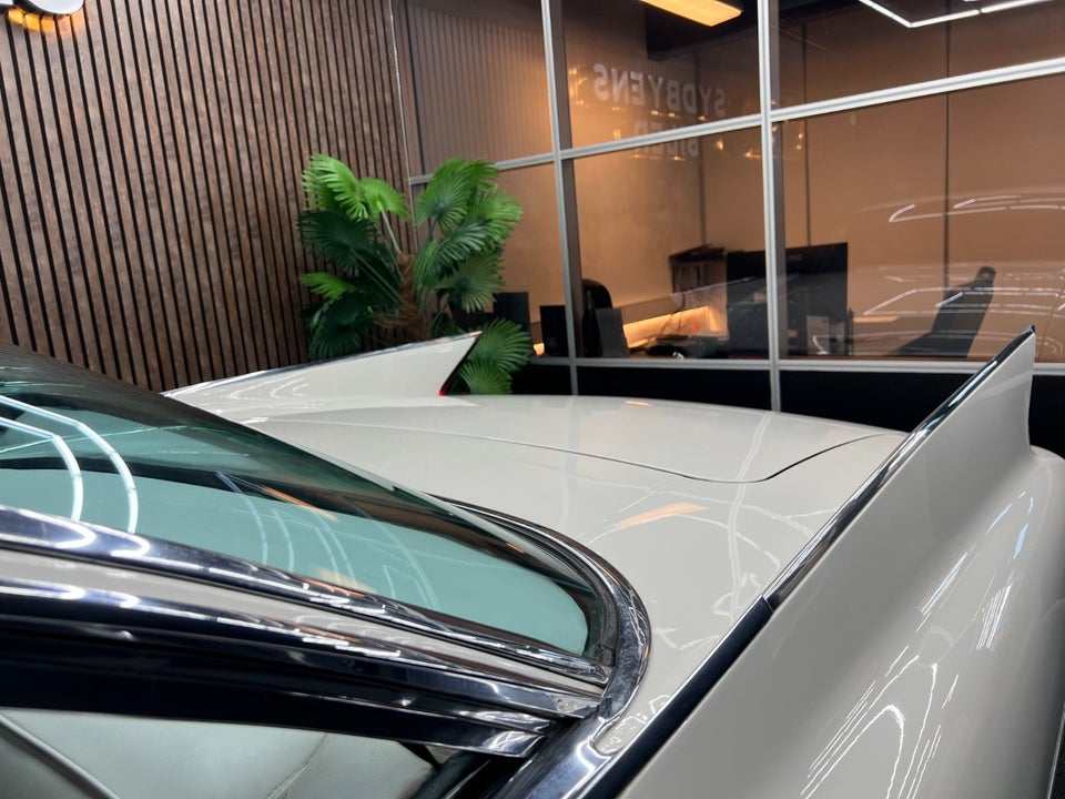 Cadillac Coupé DeVille 6,4 aut. 2d