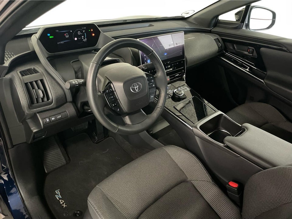 Toyota bZ4X Active 5d