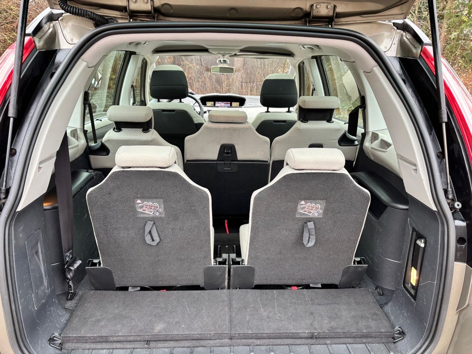 Citroën Grand C4 Picasso 1,6 HDi 112 Seduction E6G 7prs 5d