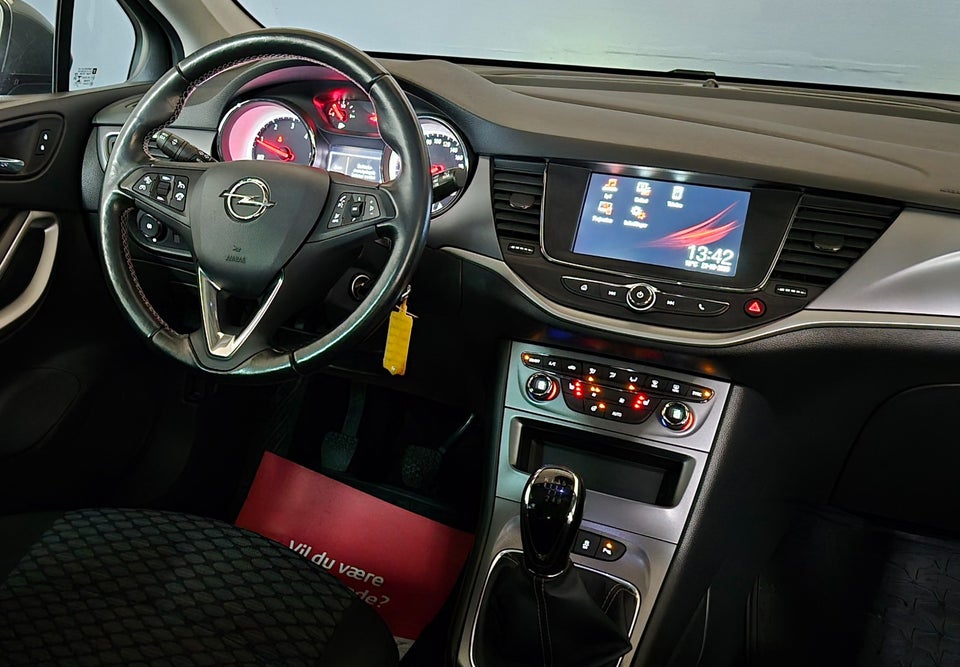 Opel Astra 1,6 CDTi 136 Enjoy Sports Tourer 5d
