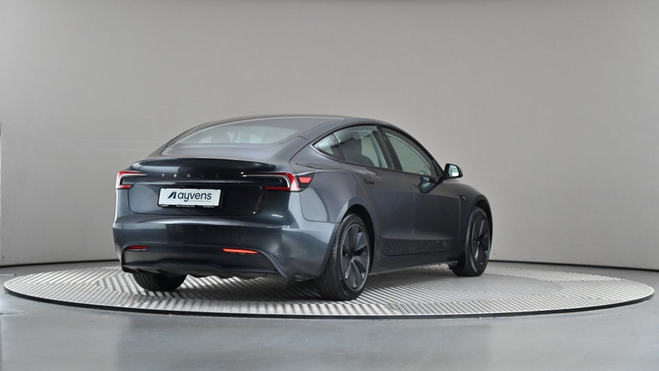 Tesla Model 3 RWD 4d