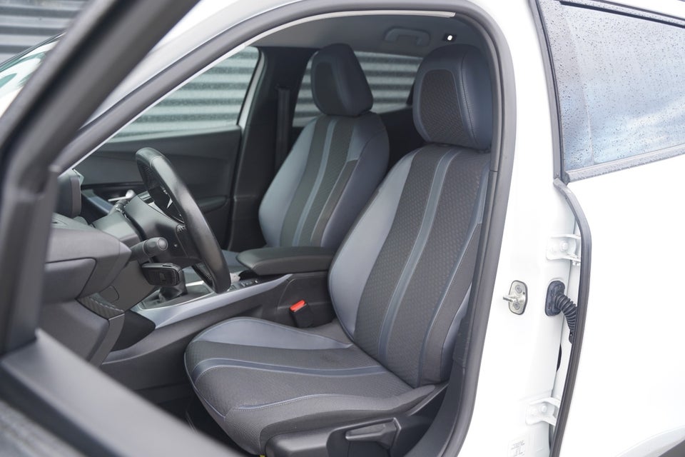 Peugeot 2008 1,2 PureTech 130 Edition:210+ 5d