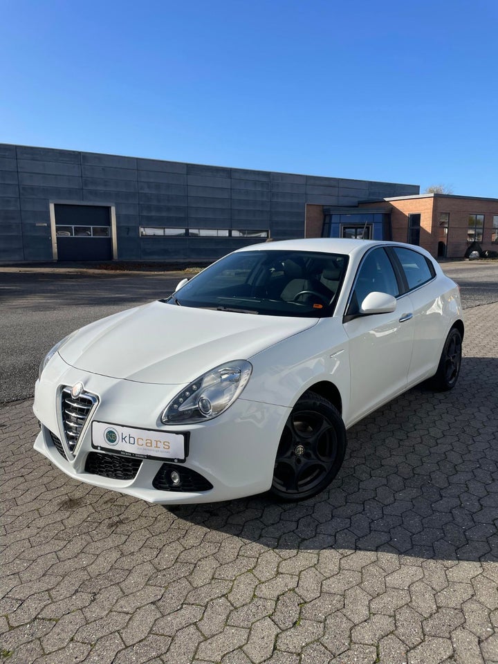 Alfa Romeo Giulietta 1,4 M-Air 170 Distinctive 5d